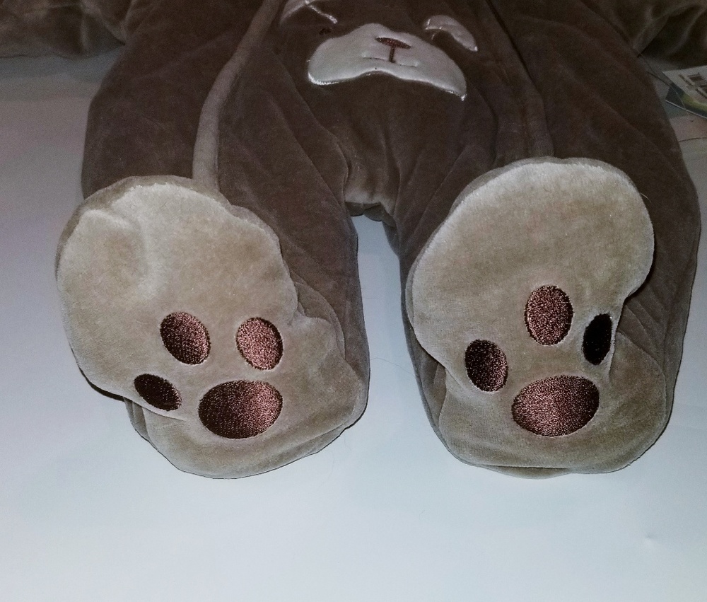 ** SOLD ** Carter's snowsuit - Picture 4 of 7